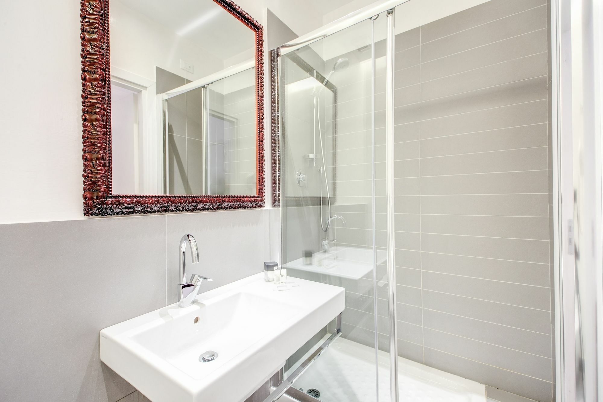 Imperia Suite Roma Exterior foto